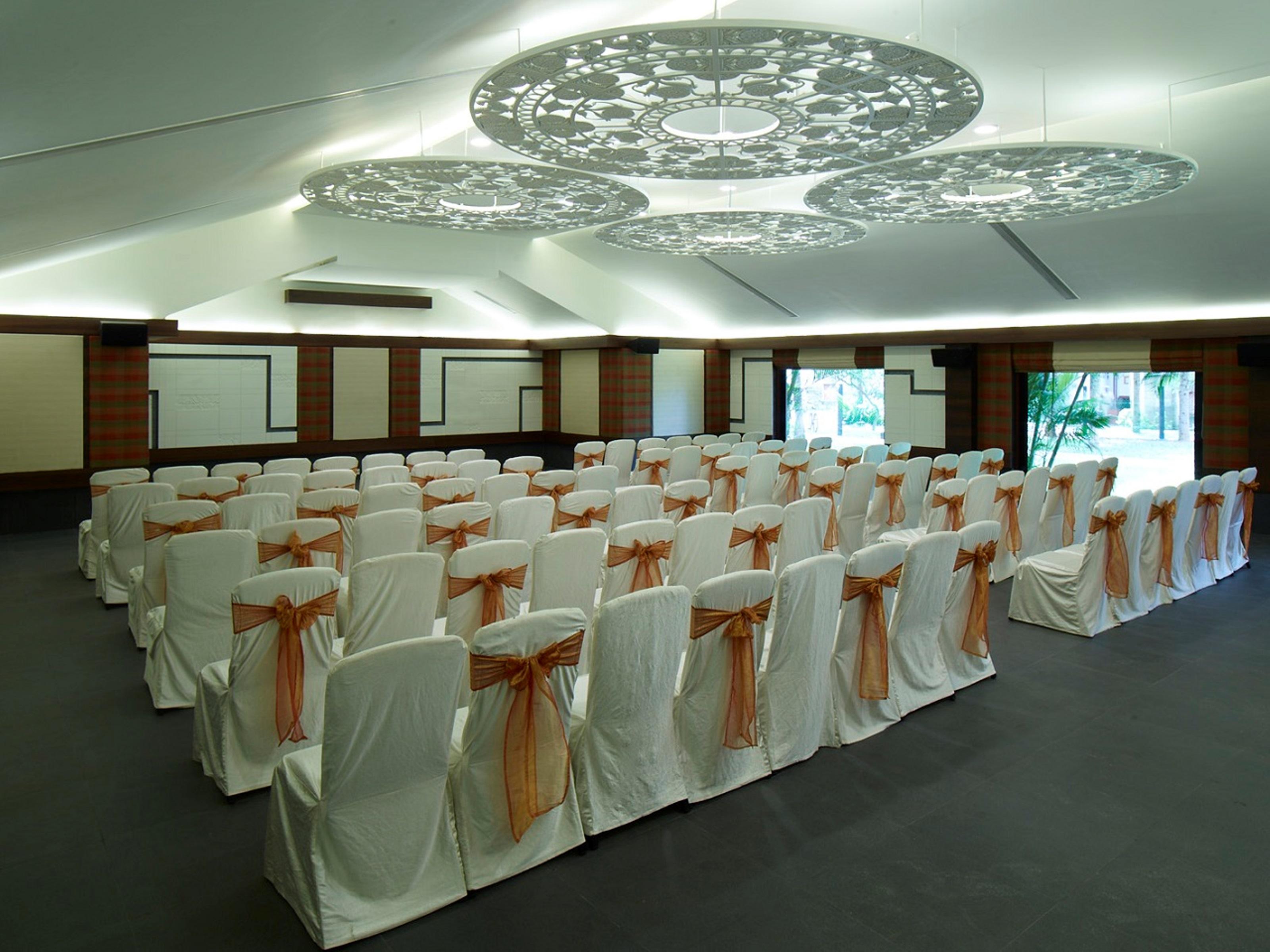 Radisson Blu Resort Temple Bay Mamallapuram Exterior foto The ballroom